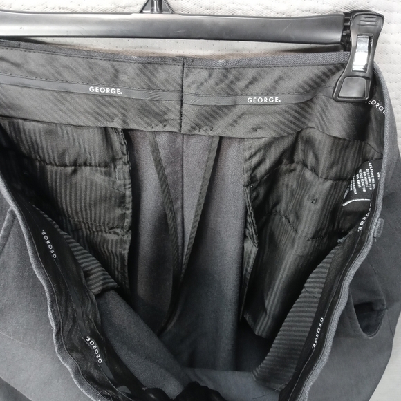 George men's gray dress pants. Flat front no cuff. - Picture 10 of 12